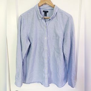 Gap Boyfriend Fit Oxford Shirt